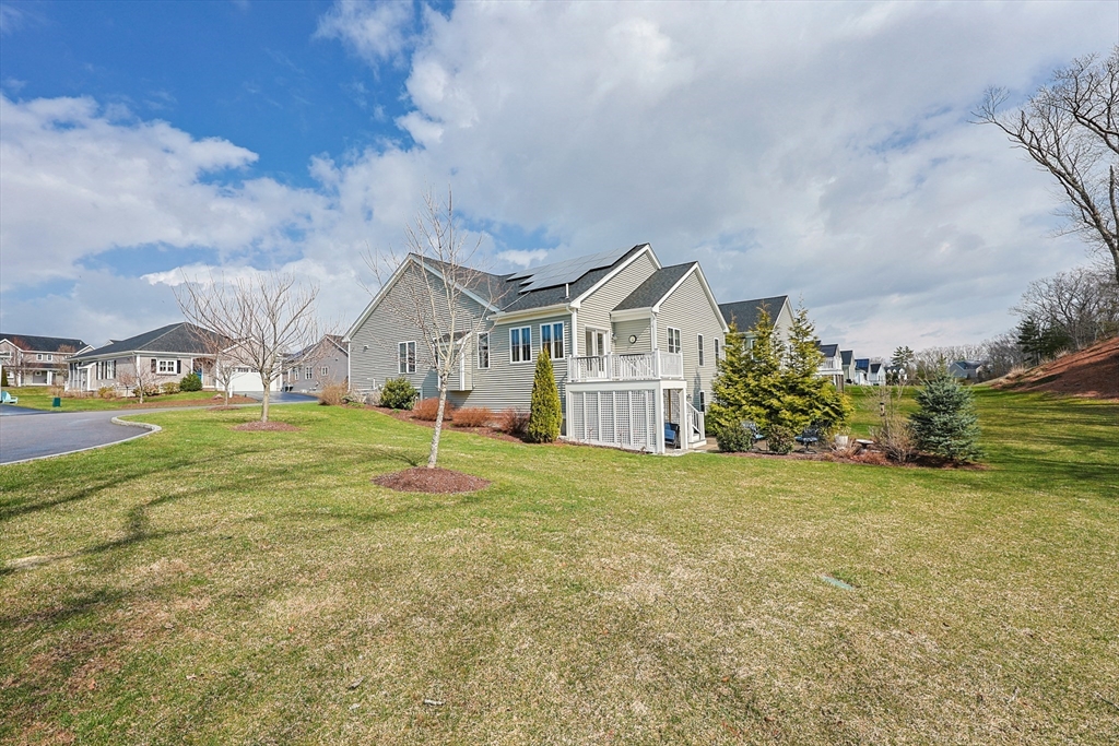 30 Partridge View Ln S