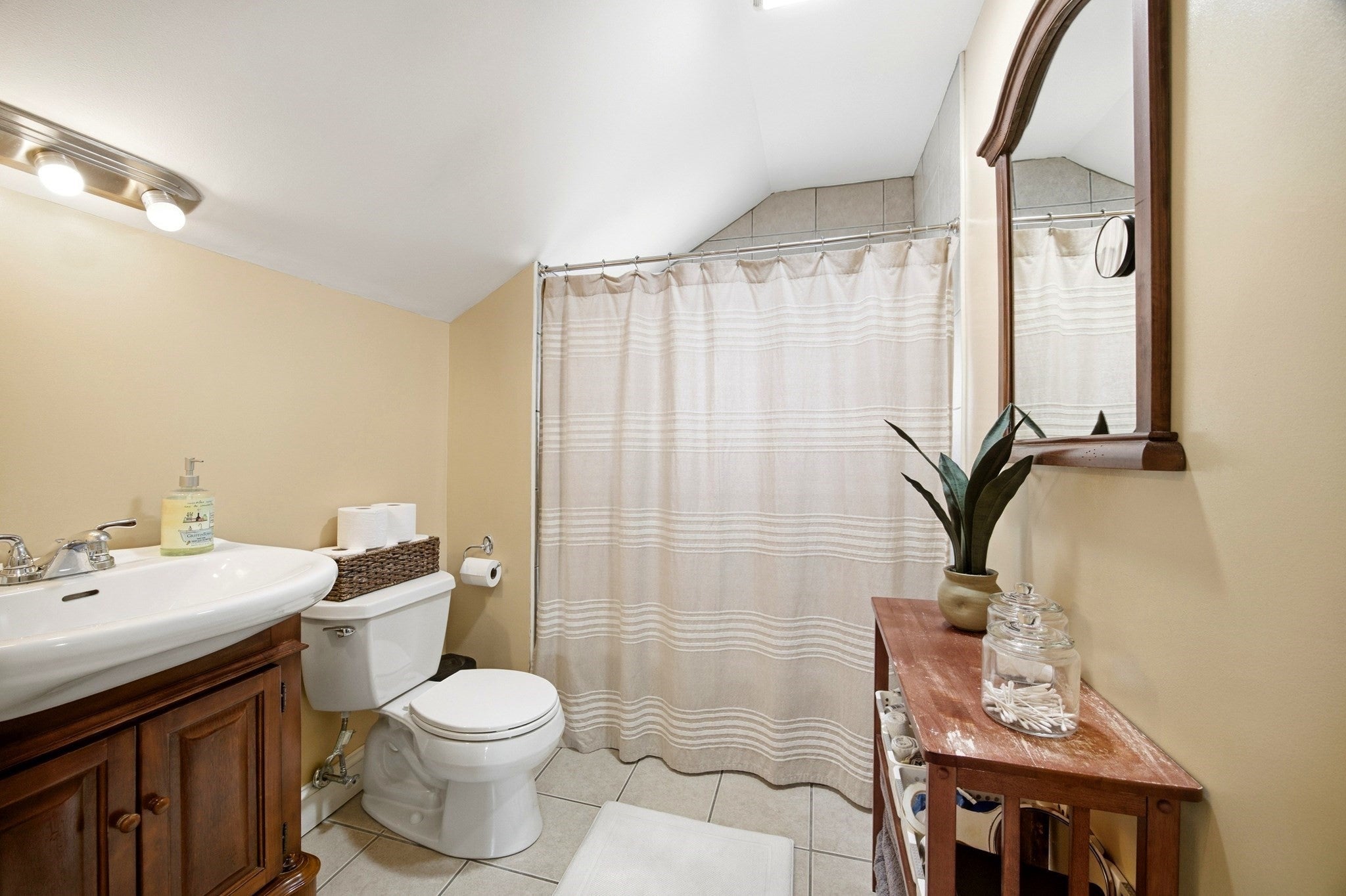 52 North St, Agawam, MA, 52 North St, Agawam, MA Photo #15