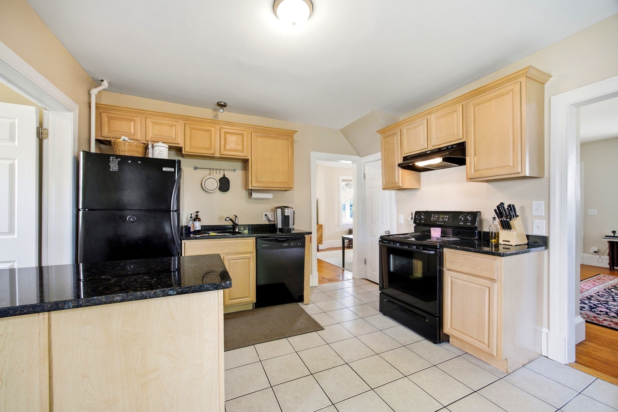 52 North St, Agawam, MA, 52 North St, Agawam, MA Photo #2