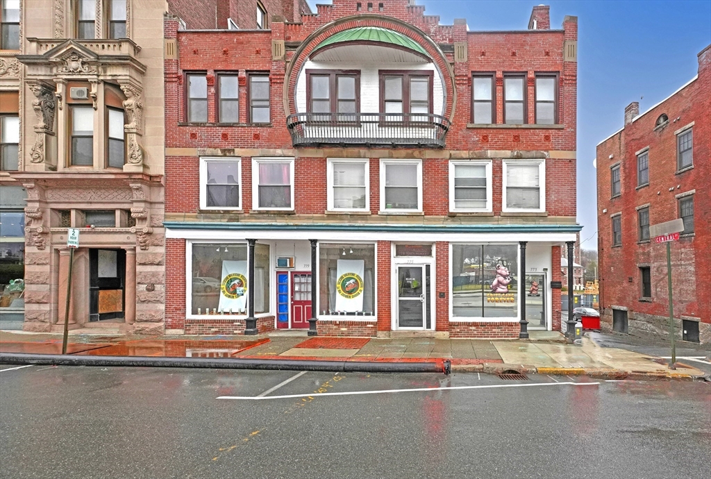 773-779 Main St