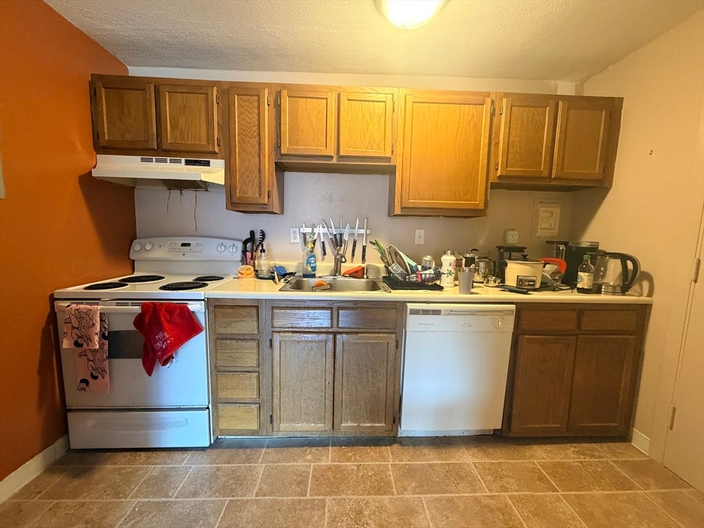 239 Kelton St #44, Boston, MA, 239 Kelton St #44, Boston, MA Photo #2
