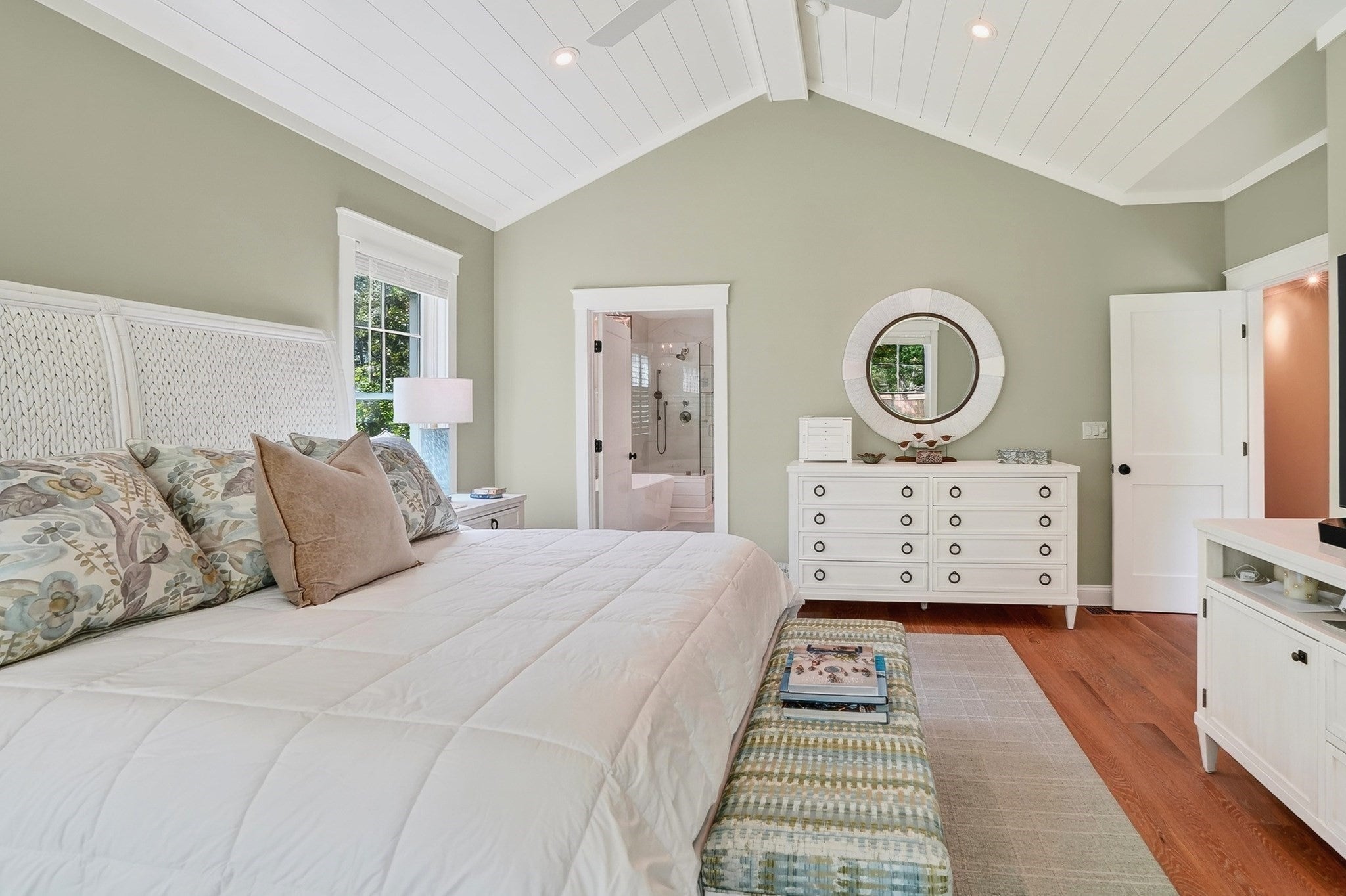 32 Marthas Road, Edgartown, MA, 32 Marthas Road, Edgartown, MA Photo #25
