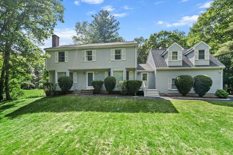 123 Summer St Medway MA 02053