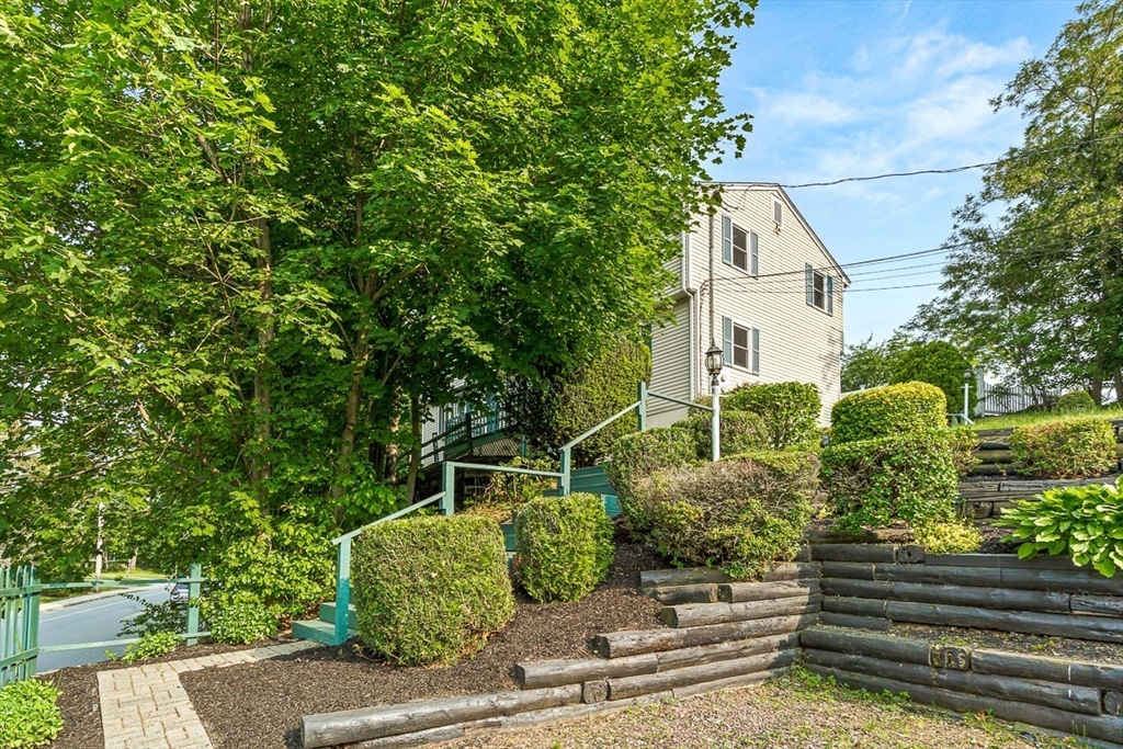 191 Franklin St A