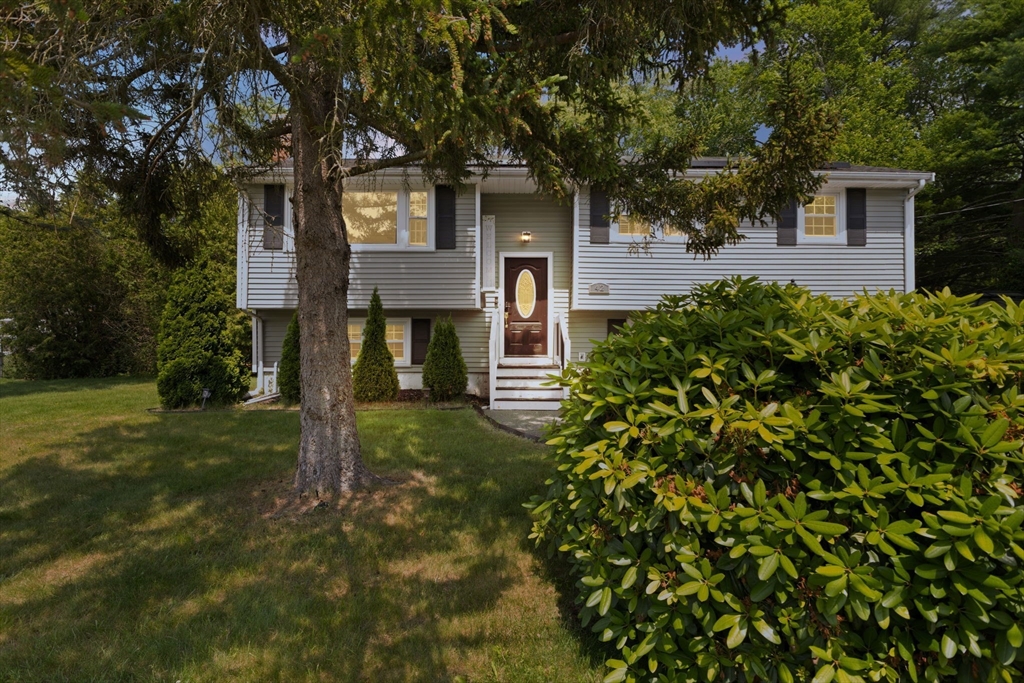 42 Mary Anne Ave