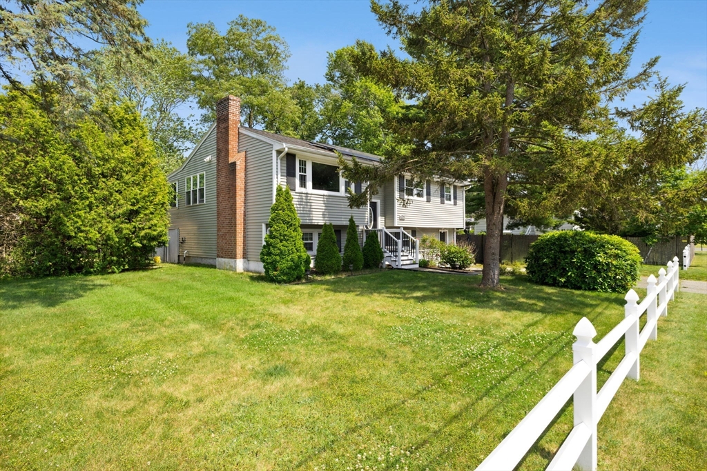 42 Mary Anne Ave