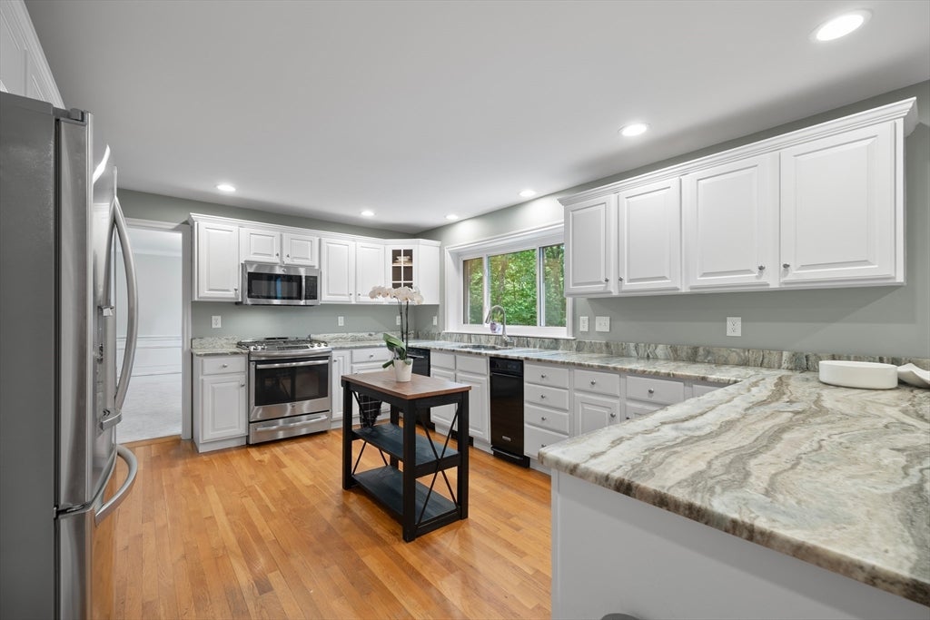 10 Fieldstone Way