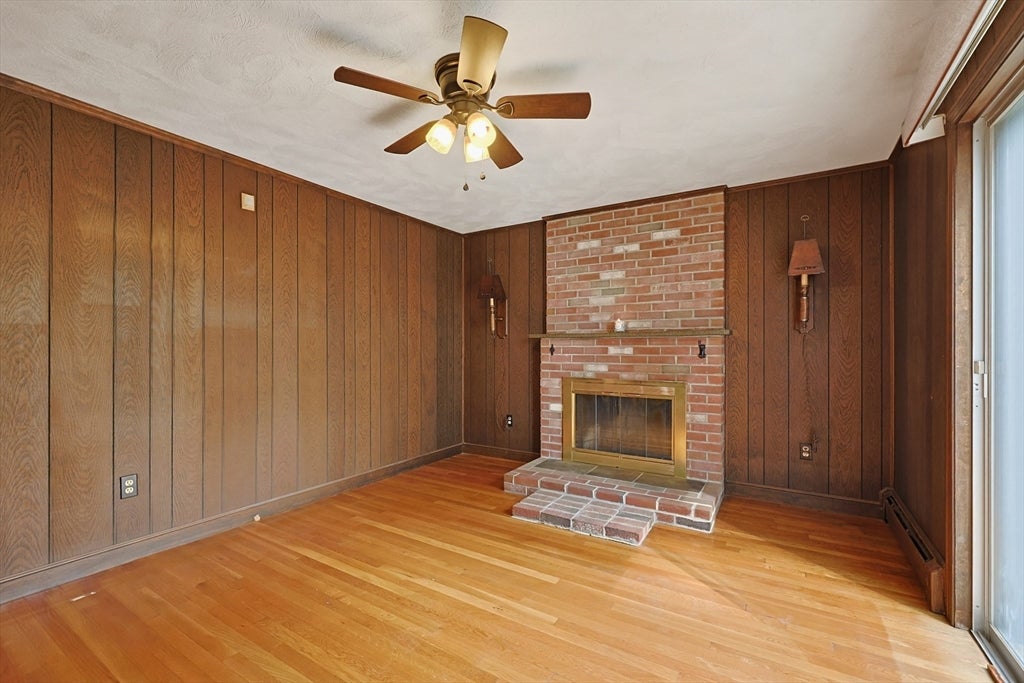30 Charles St, North Attleboro, MA Photo #17