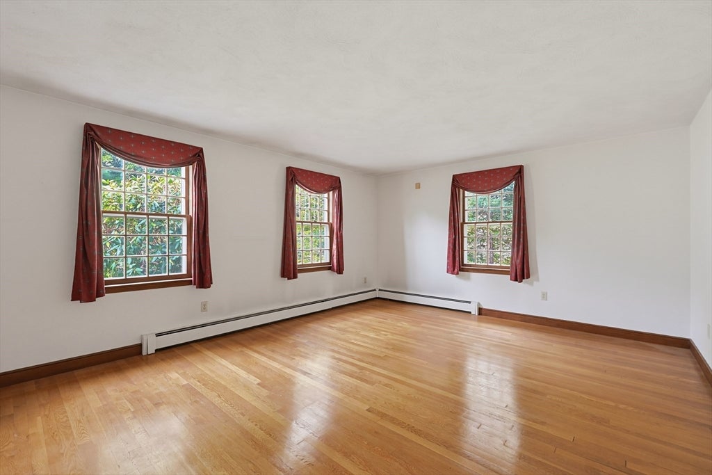 30 Charles St, North Attleboro, MA Photo #13