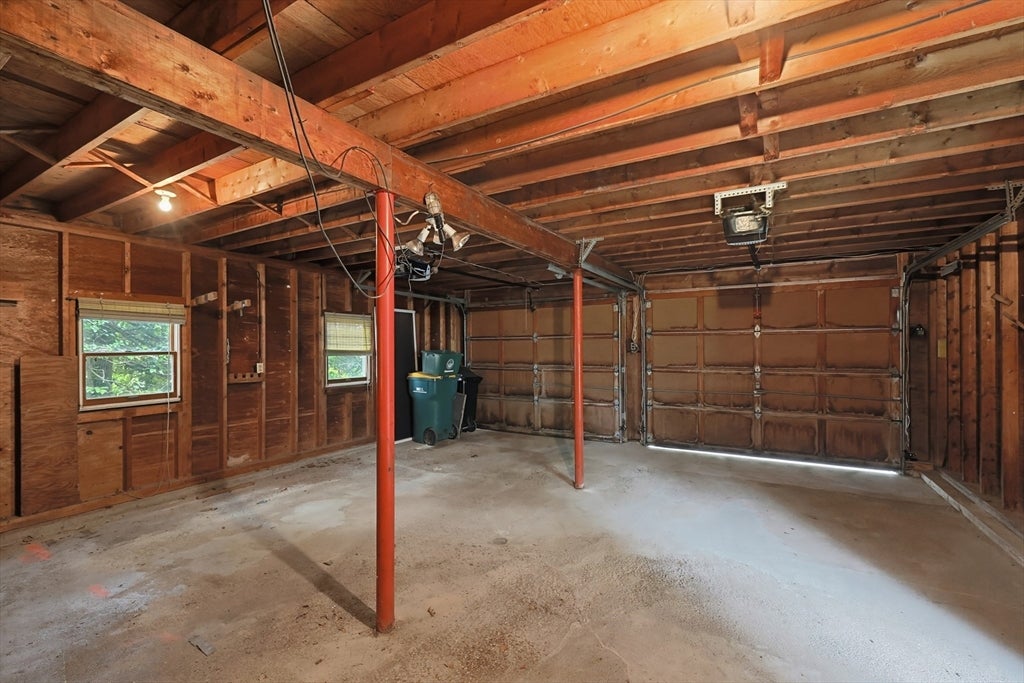 30 Charles St, North Attleboro, MA Photo #42