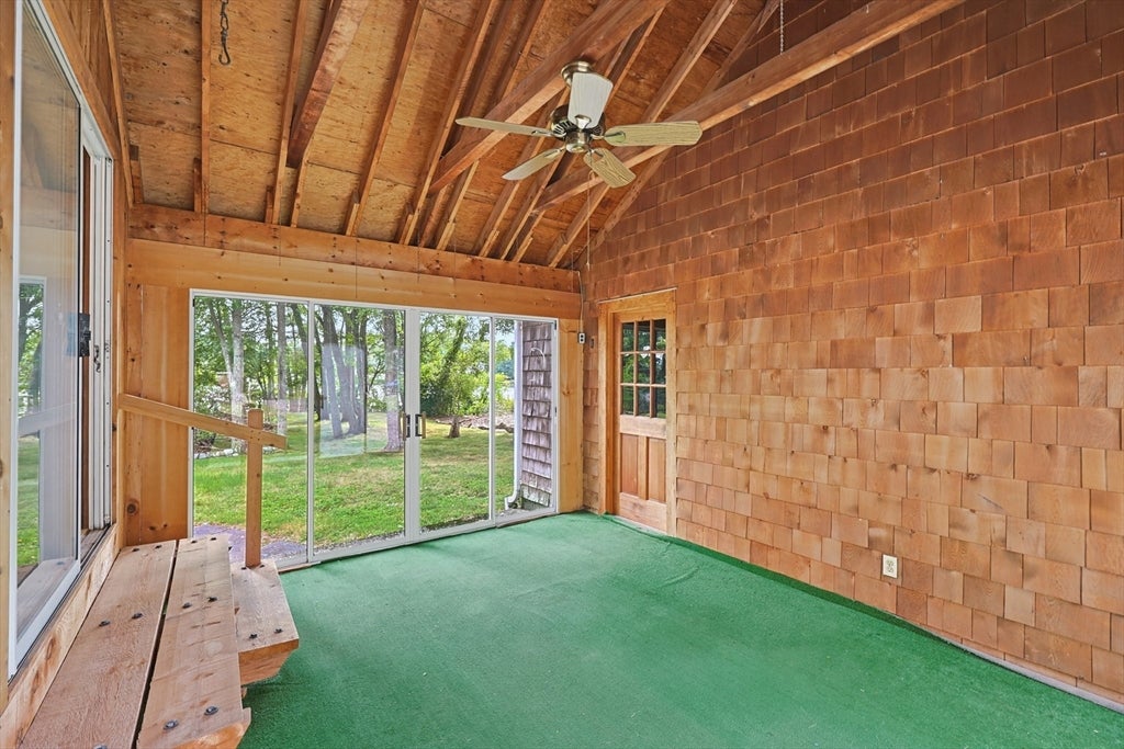 30 Charles St, North Attleboro, MA Photo #39