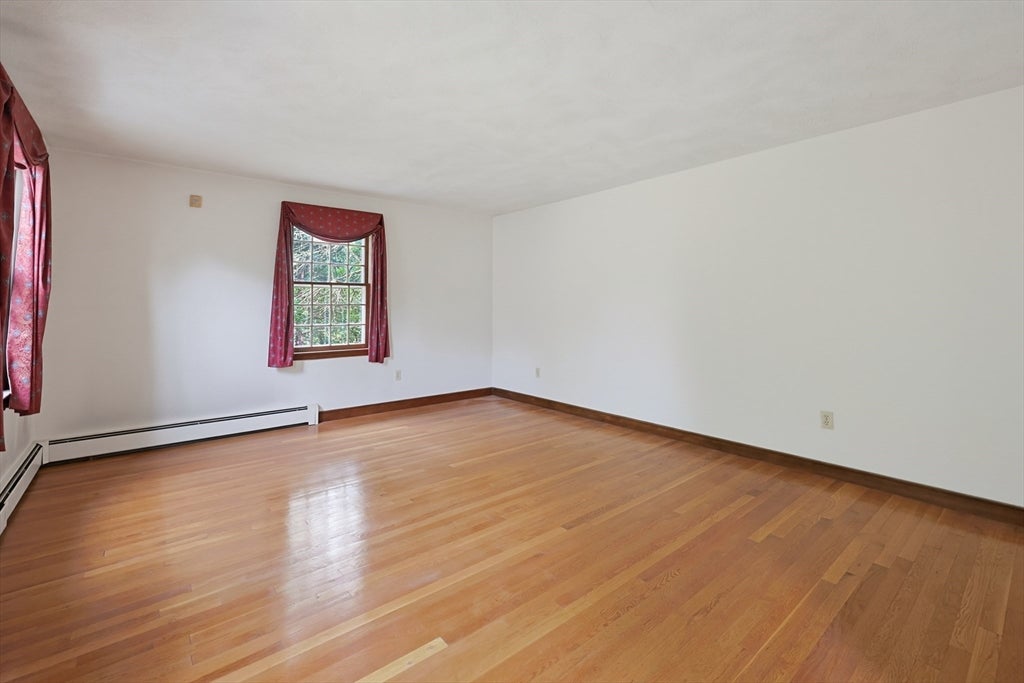 30 Charles St, North Attleboro, MA Photo #14