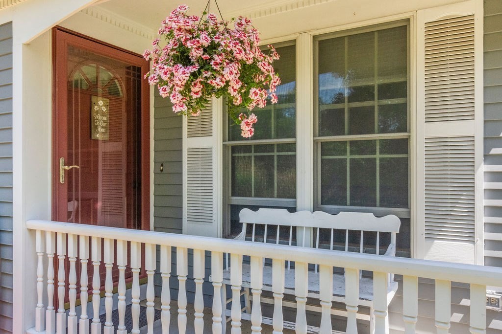 344 Mayfair Rd
