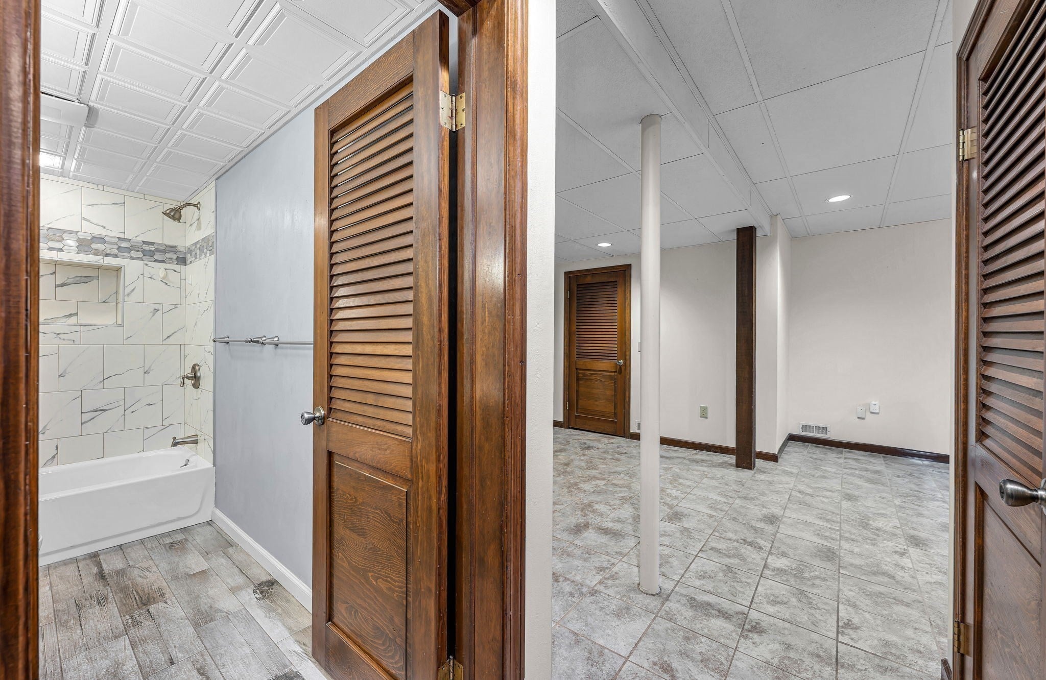 382 Miller St, Ludlow, MA, 382 Miller St, Ludlow, MA Photo #25