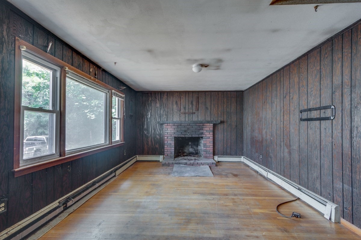 81 Border Rd
