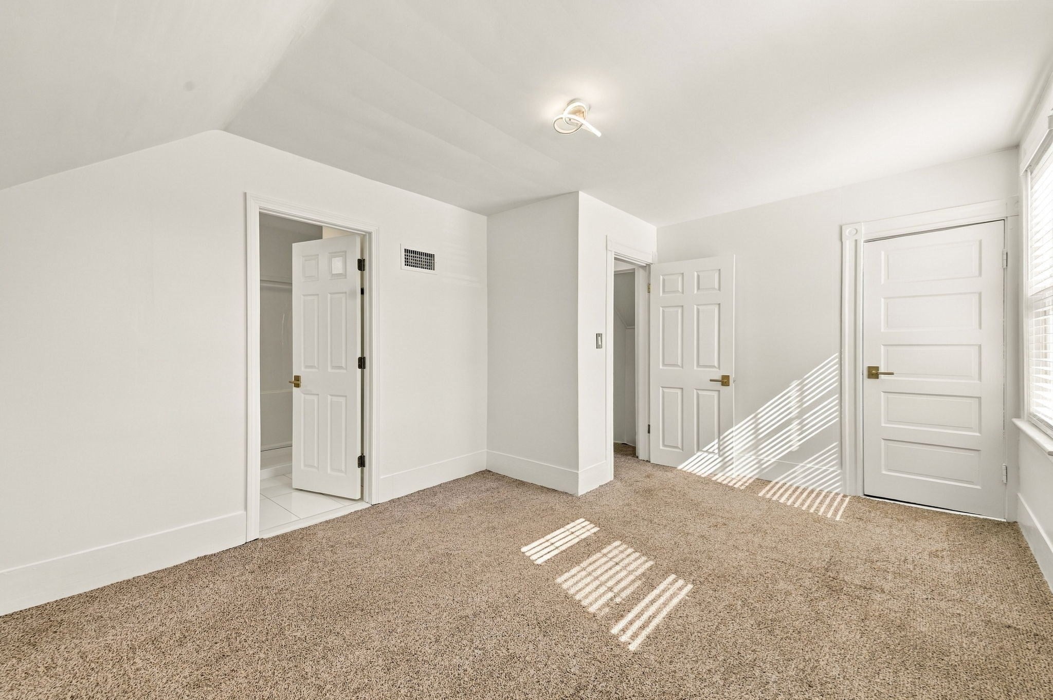 15 Farley St, Methuen, MA, 15 Farley St, Methuen, MA Photo #23