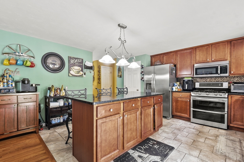 312 Carl Ave