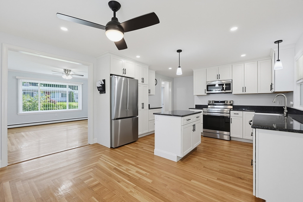 18 Prairie Ave.