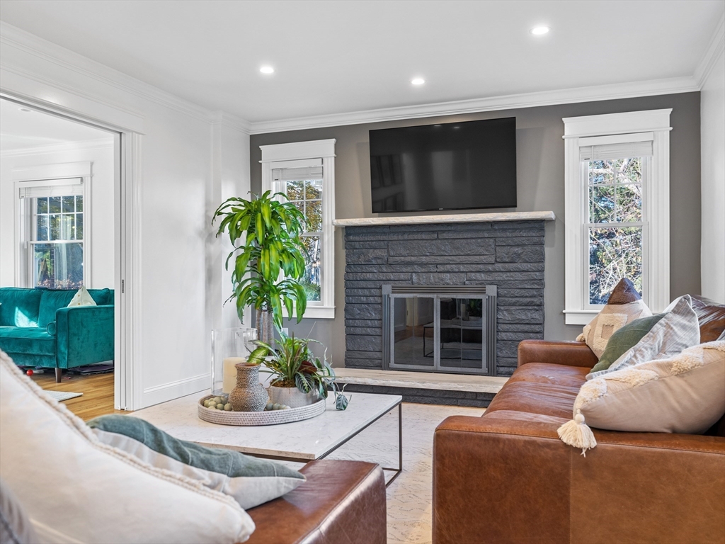 25 Falmouth Rd, Arlington, MA Photo #16