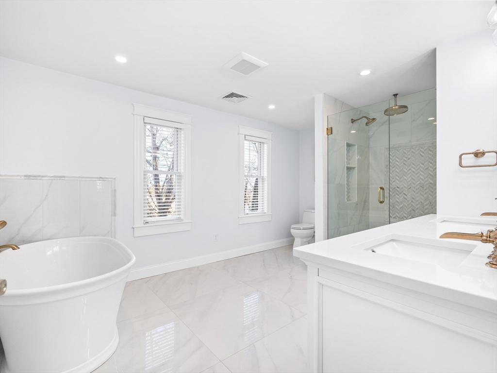 25 Falmouth Rd, Arlington, MA Photo #24