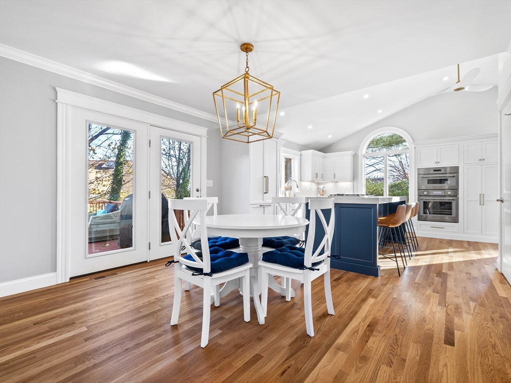 25 Falmouth Rd, Arlington, MA Photo #7