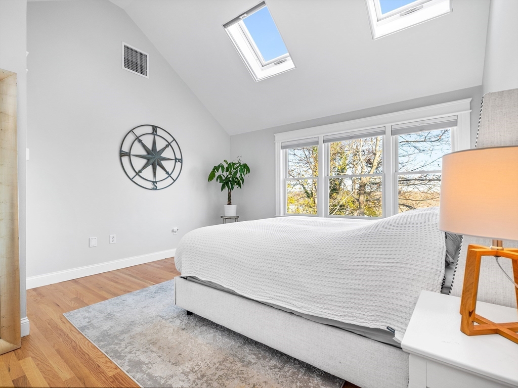 25 Falmouth Rd, Arlington, MA Photo #21