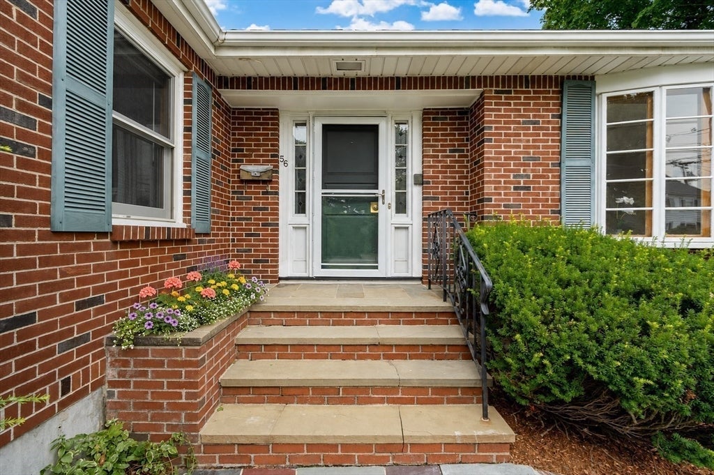 56 Brookdale Rd