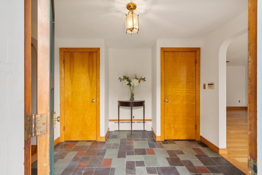 56 Brookdale Rd