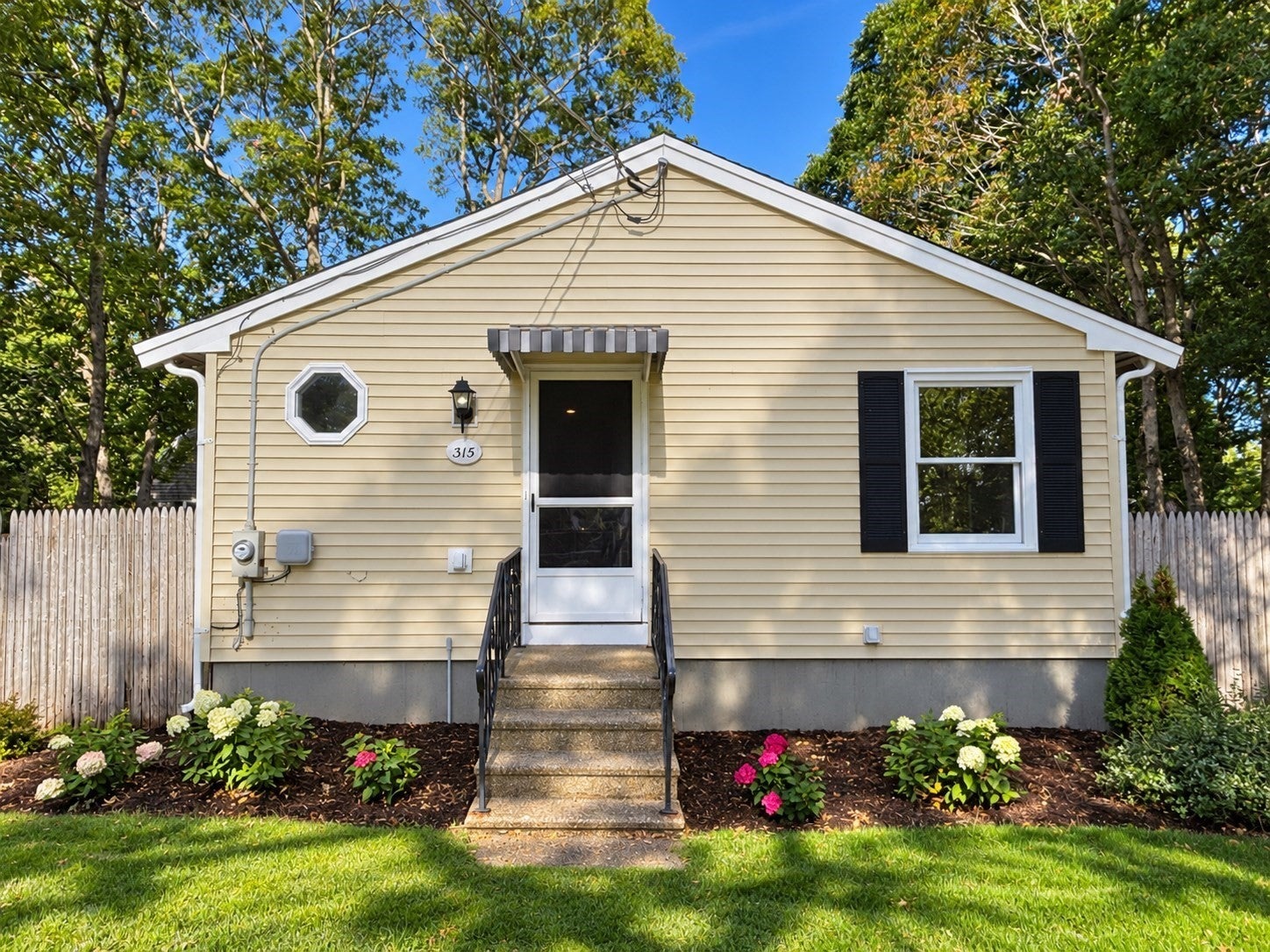 315 Winslow Gray Rd, Yarmouth, MA Photo #3