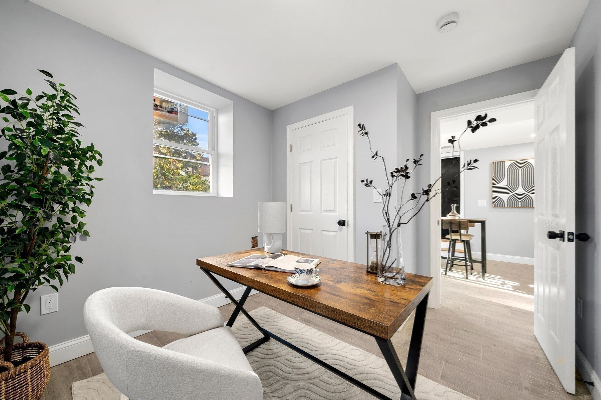 18 Derne ST, Everett, MA Photo #17