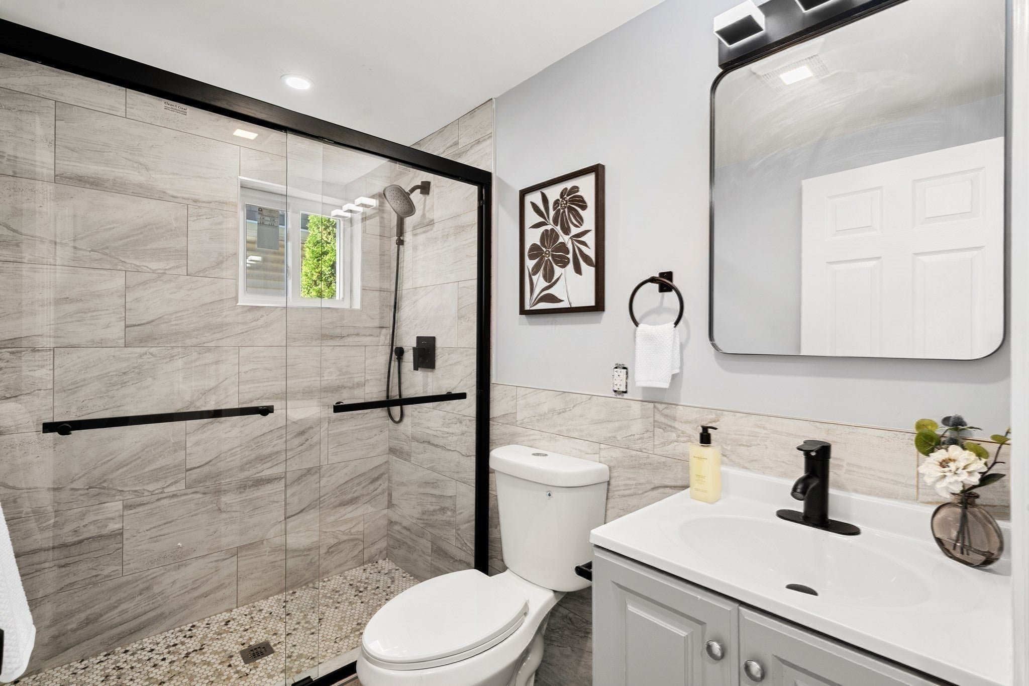 18 Derne ST, Everett, MA Photo #20