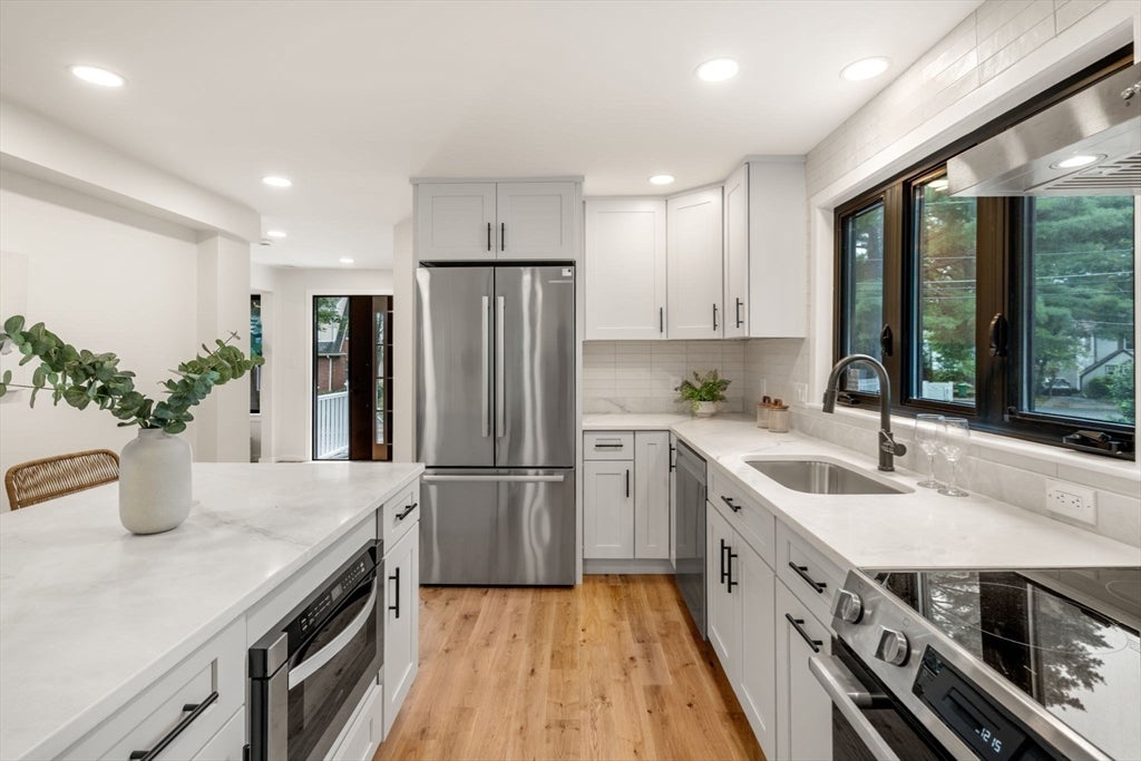 179 Woodcliff Rd, Newton, MA, 179 Woodcliff Rd, Newton, MA Photo #9