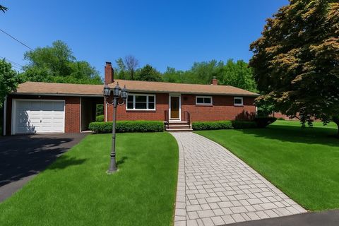 80 Forest St Saugus MA 01906
