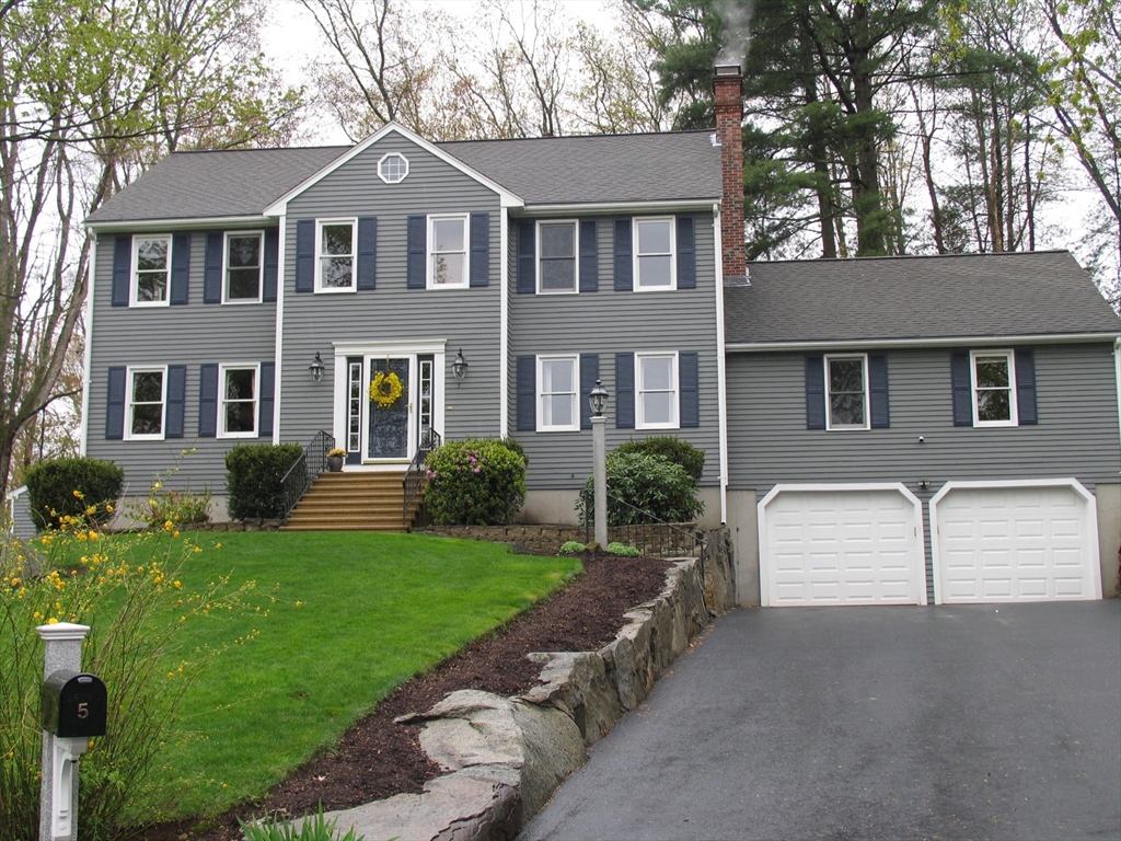 5 Dana Cir