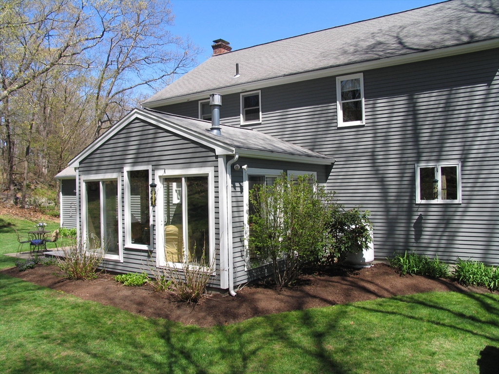 5 Dana Cir