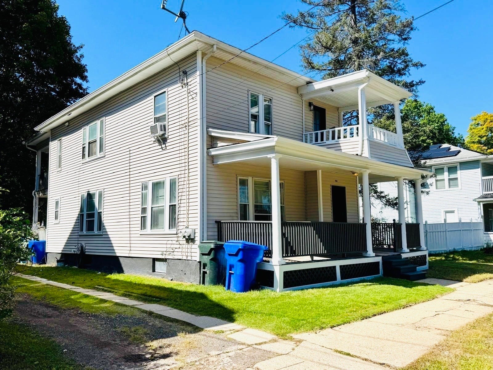 130 Myrtle St, Springfield, MA, 130 Myrtle St, Springfield, MA Photo #3