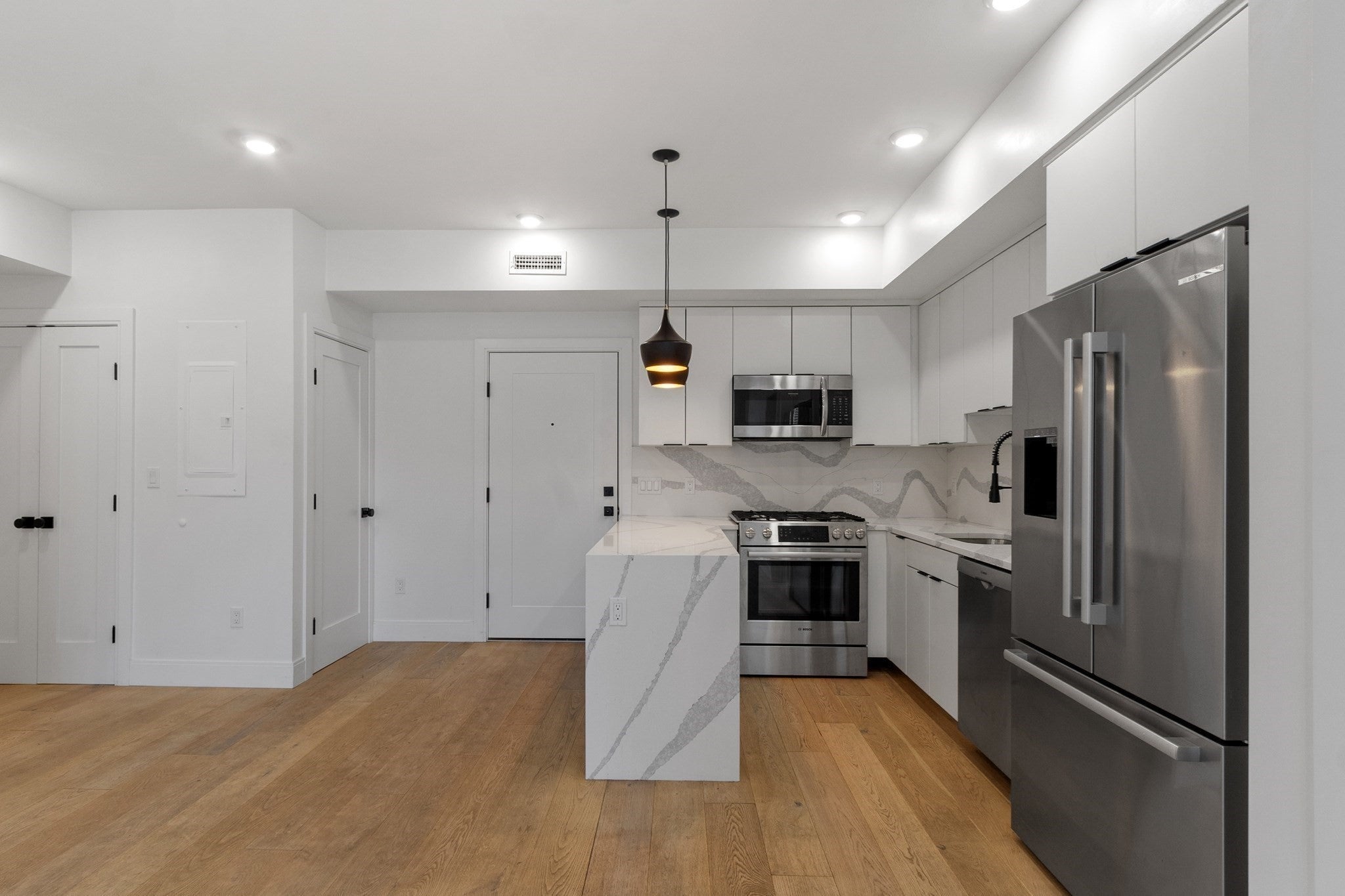101 Condor St #405, Boston, MA, 101 Condor St #405, Boston, MA Photo #6