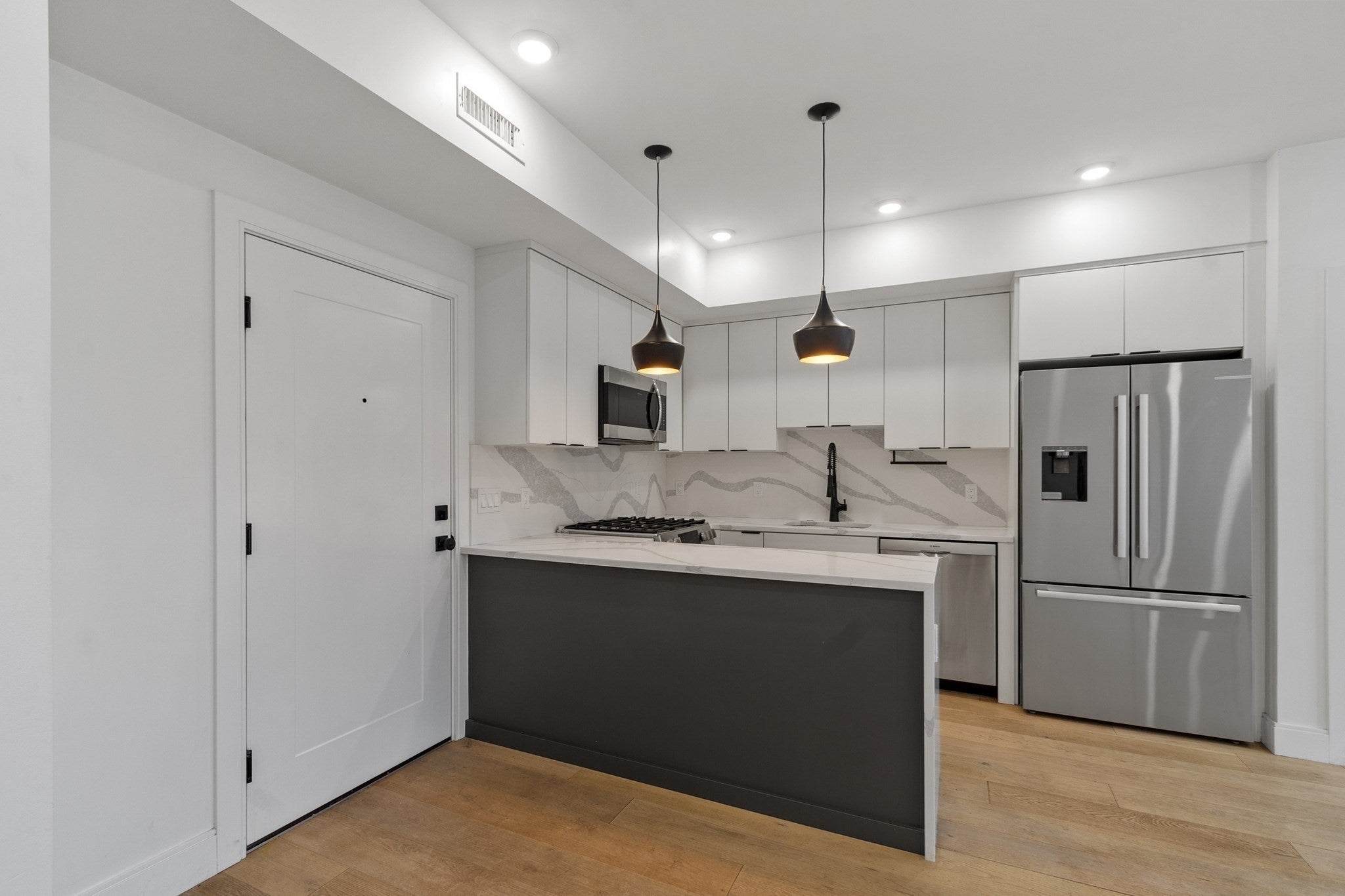 101 Condor St #405, Boston, MA, 101 Condor St #405, Boston, MA Photo #4