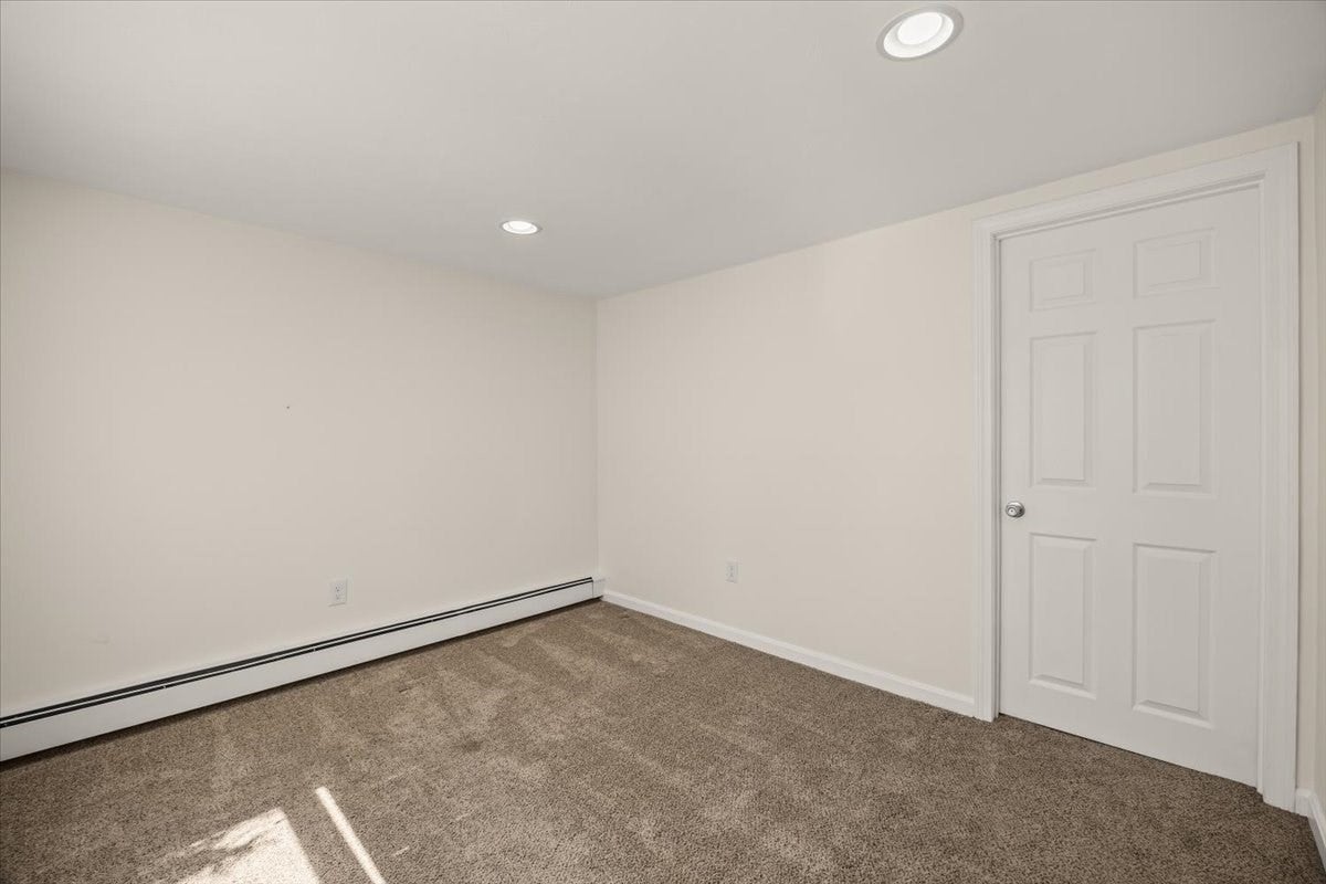 201 Tiffany St, Attleboro, MA, 201 Tiffany St, Attleboro, MA Photo #16