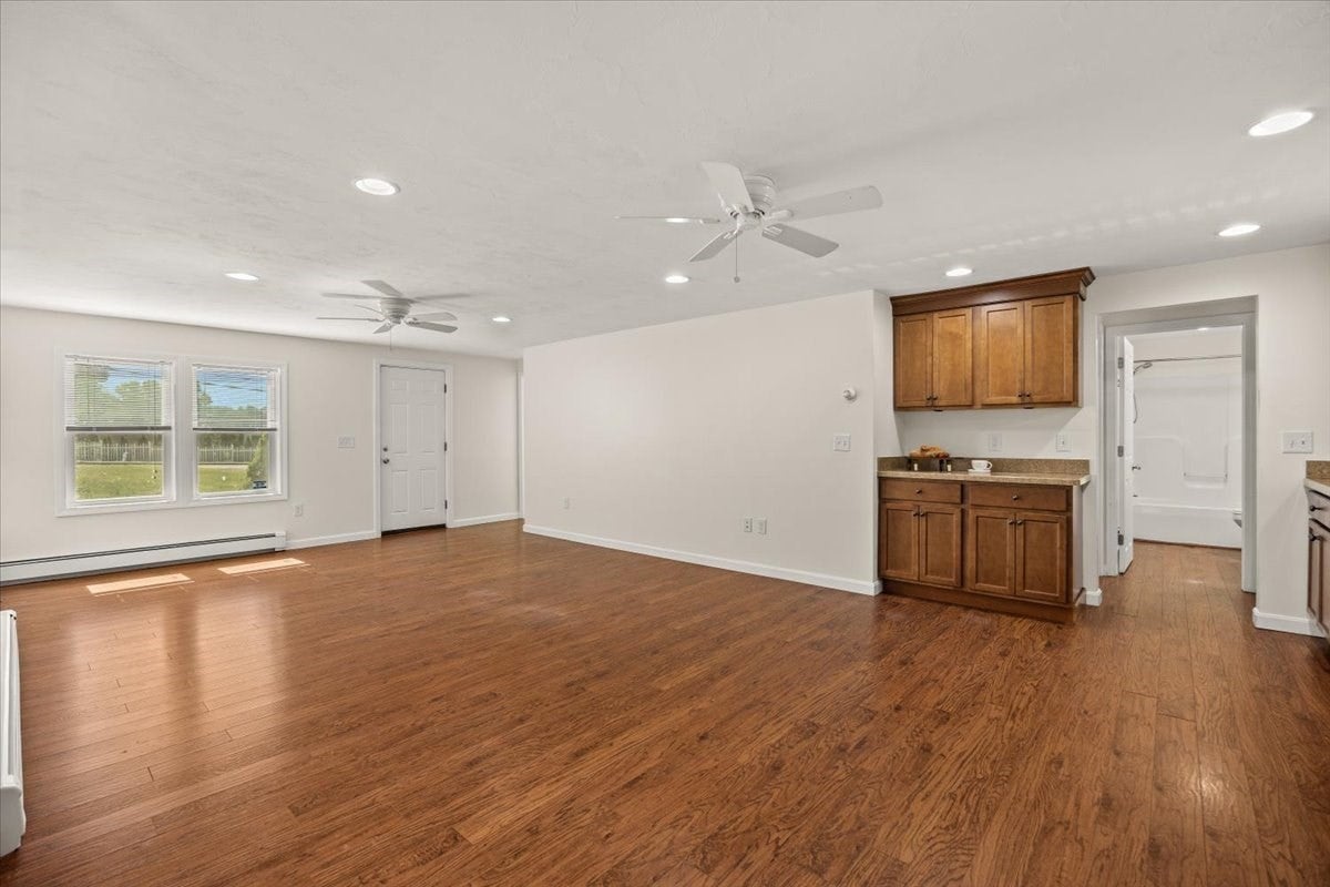 201 Tiffany St, Attleboro, MA, 201 Tiffany St, Attleboro, MA Photo #10