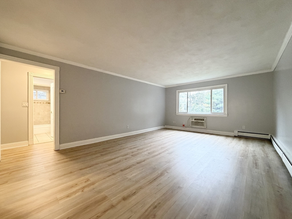 80 Walnut St 405