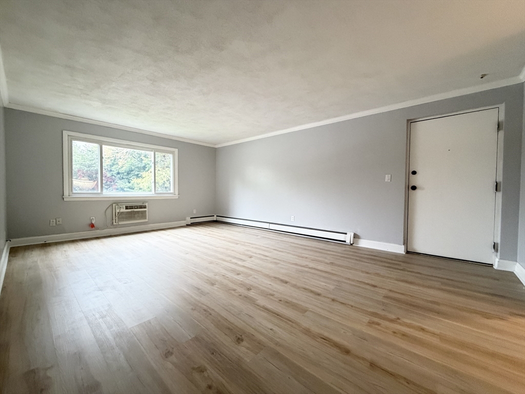 80 Walnut St 405