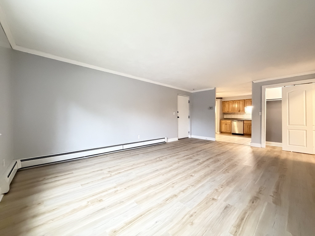 80 Walnut St 405