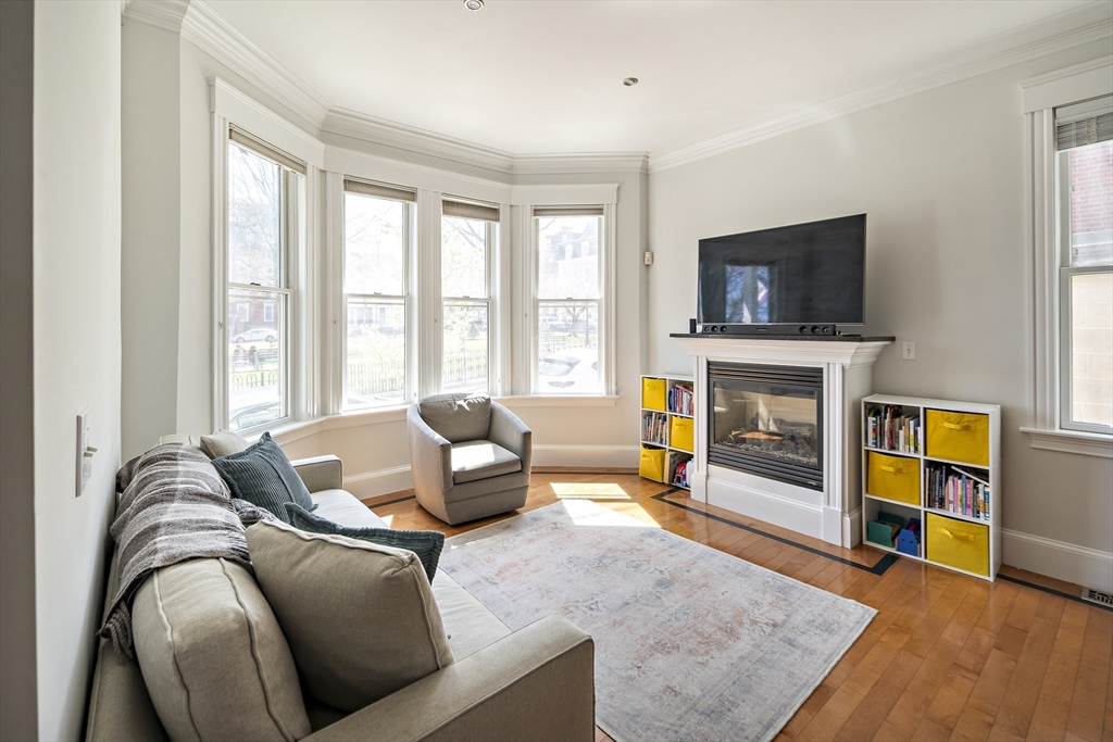 3 Seaver St 1