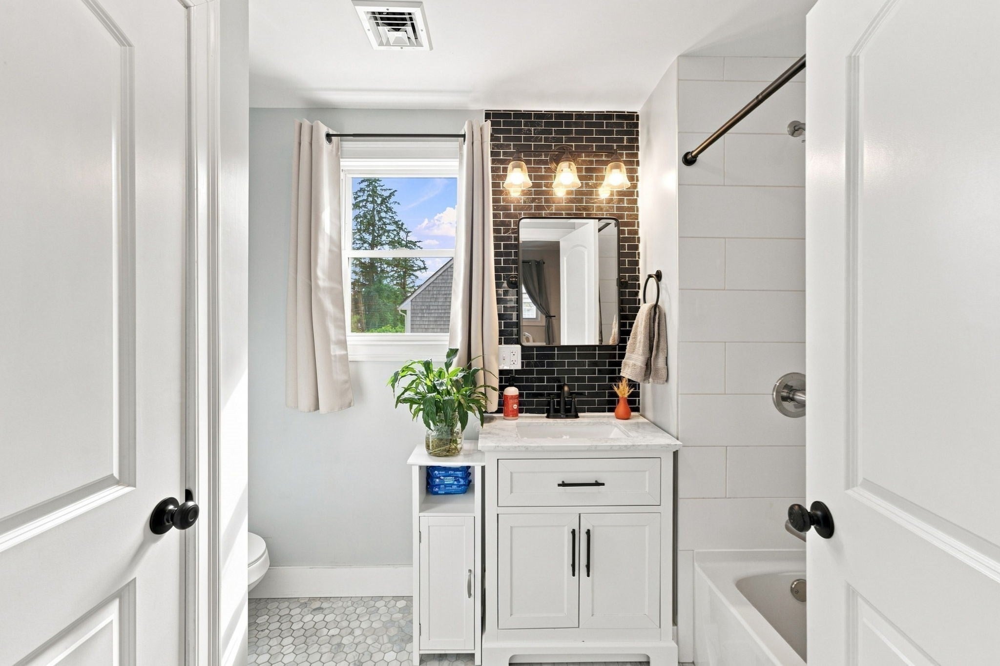 47 Perkins St, Somerset, MA Photo #20