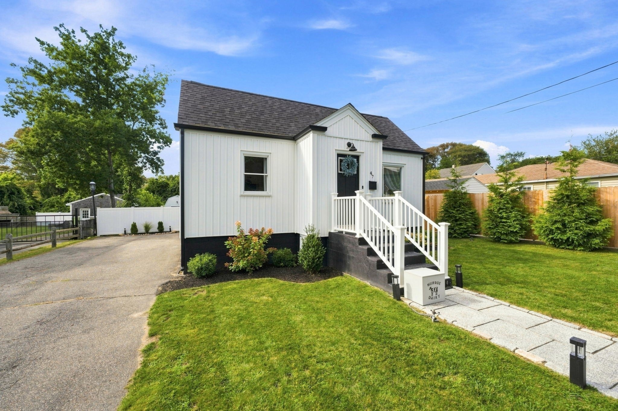 47 Perkins St, Somerset, MA Photo #2
