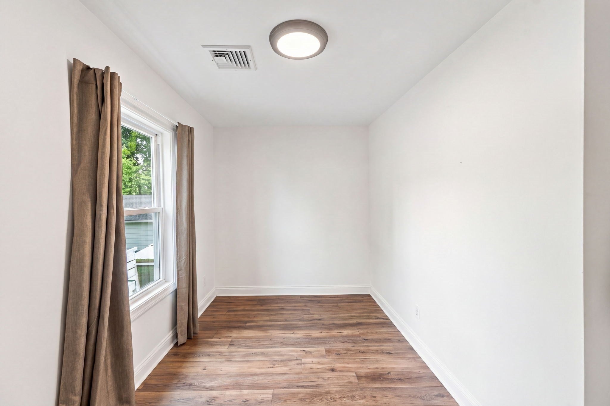 47 Perkins St, Somerset, MA Photo #26