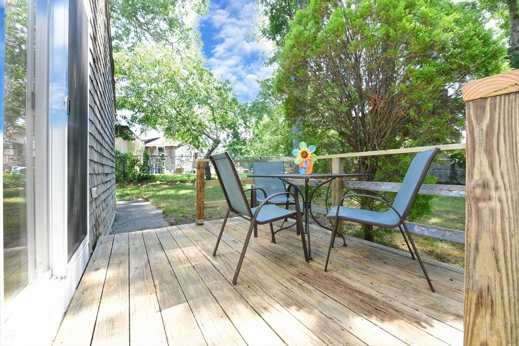 27 Lake Dr, Plymouth, MA, 27 Lake Dr, Plymouth, MA Photo #6