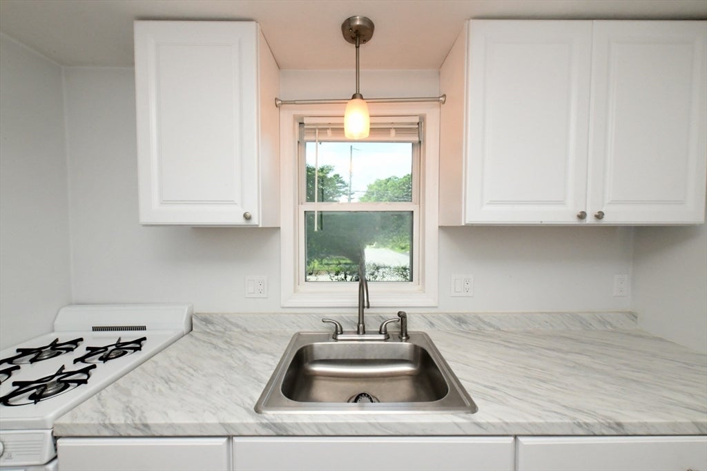 27 Lake Dr, Plymouth, MA, 27 Lake Dr, Plymouth, MA Photo #11