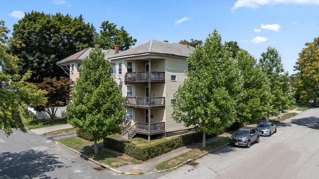 97 Courtland St